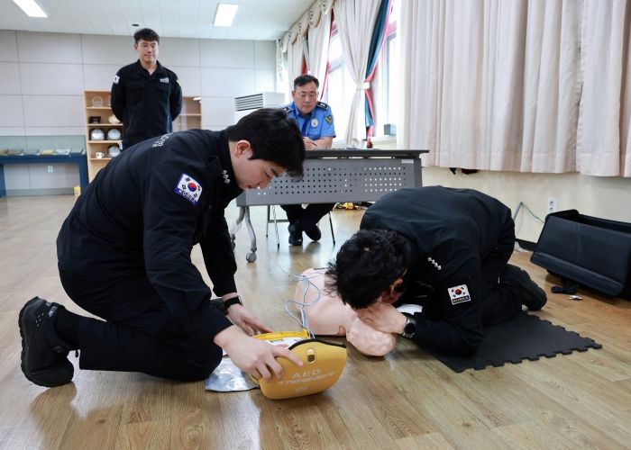 서특단 ‘고속단정 운용역량 경연대회’에서 육상평가를 실시 중인 해양경찰