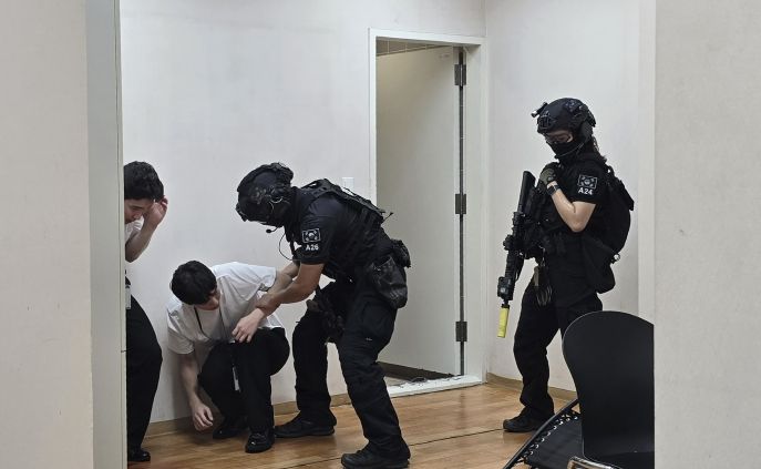 대테러 종합훈련(인질극)사진